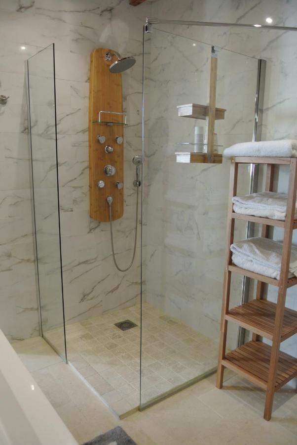Grand Tamaris Hosting Bed and Breakfast Arles Exteriör bild