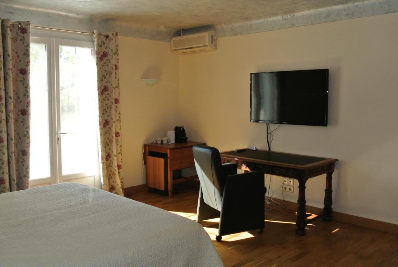 Grand Tamaris Hosting Bed and Breakfast Arles Exteriör bild