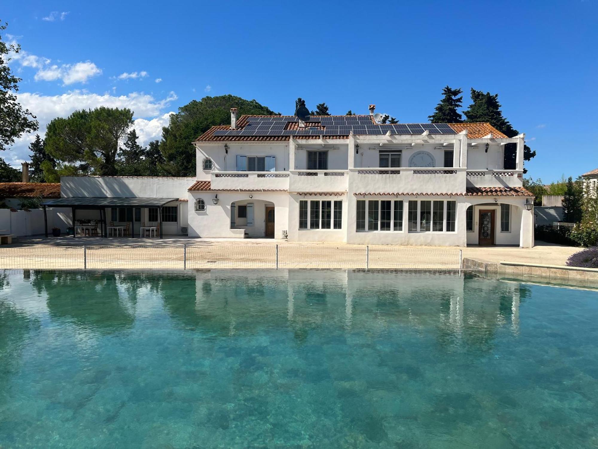 Grand Tamaris Hosting Bed and Breakfast Arles Exteriör bild
